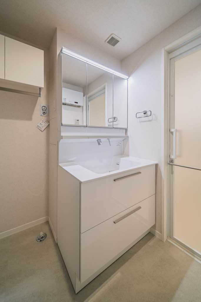 洗面設備　洗面化粧台