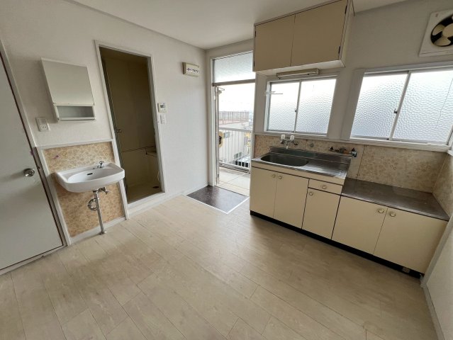 居室・リビング　居間です