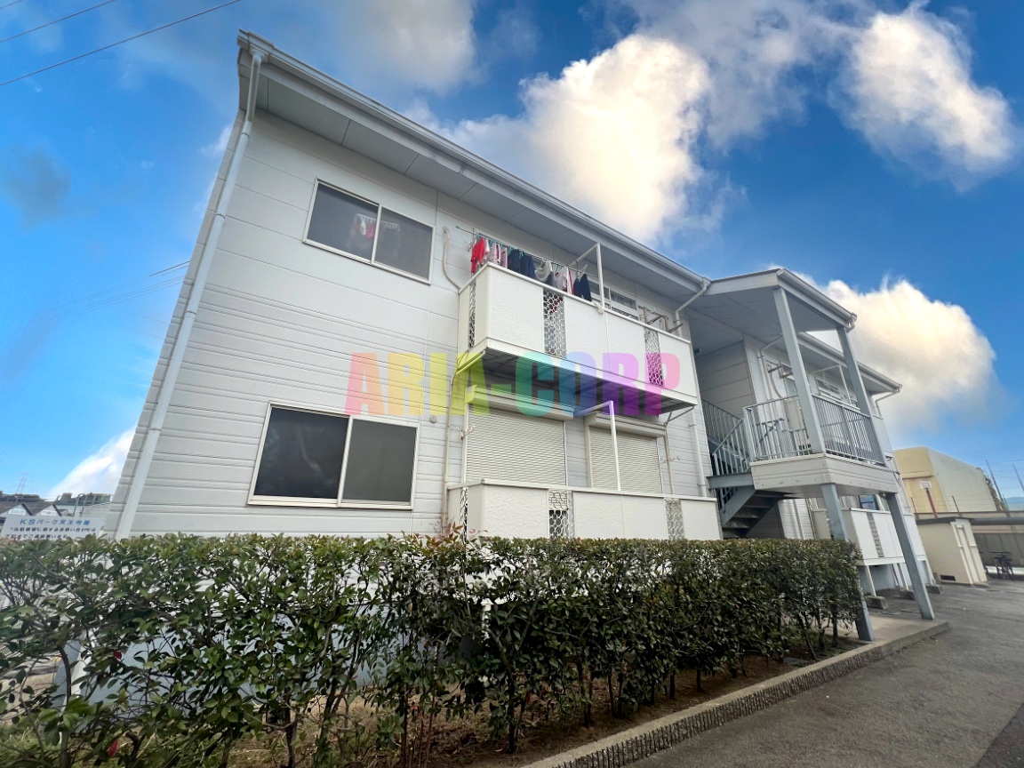 建物外観　４世帯限定！全室橋部屋設計の綺麗なアパートです！