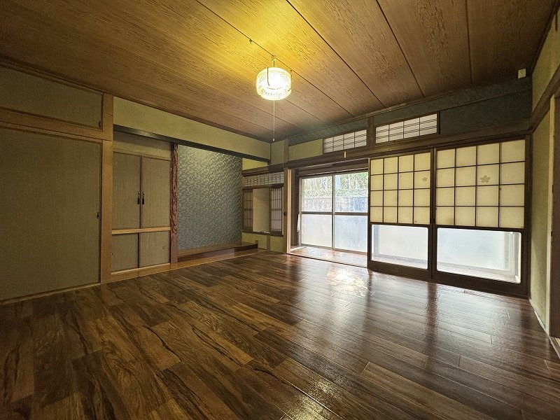 東櫛原貸家の内装写真