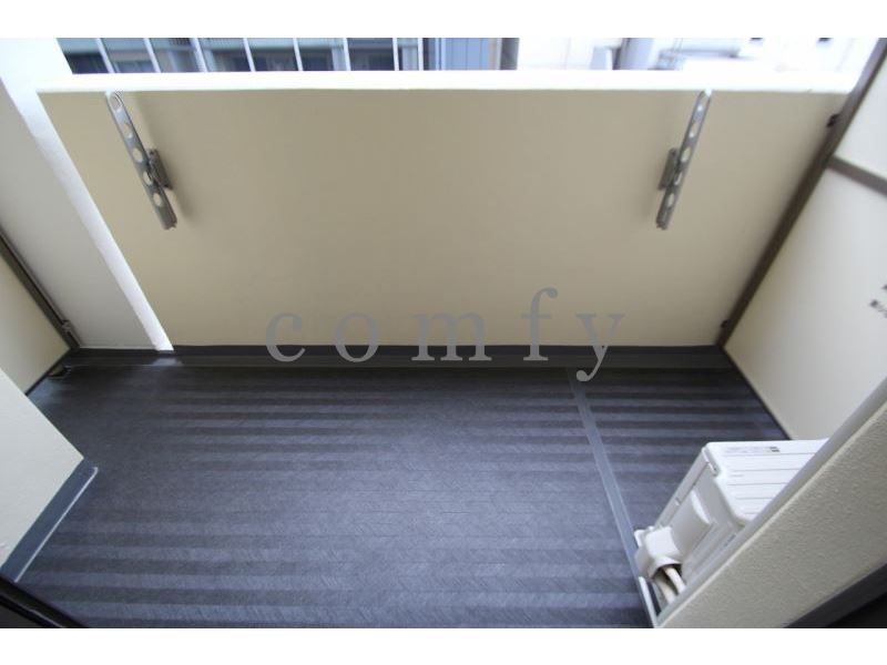 バルコニー　南西向きのバルコニー