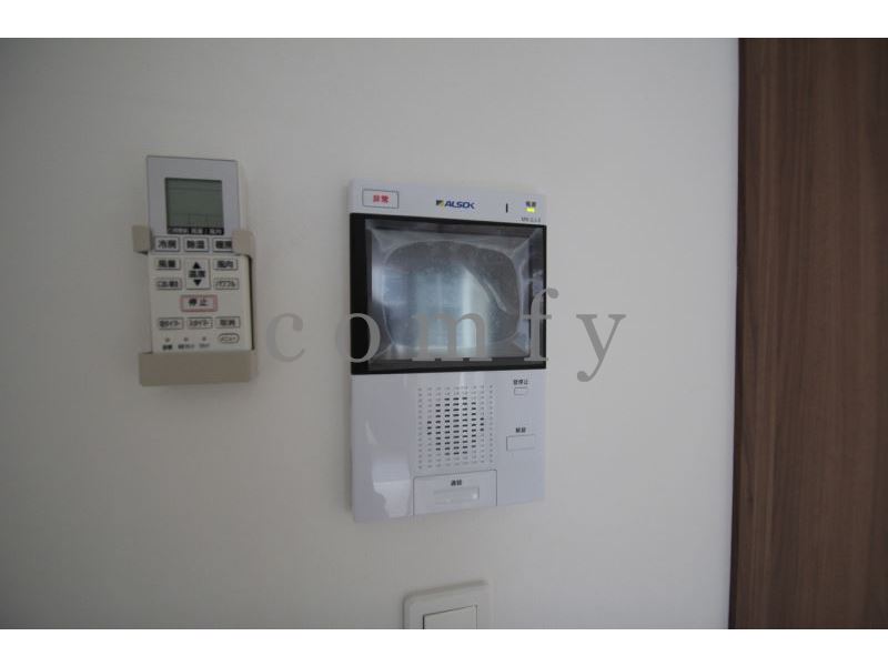 セキュリティ　安心のモニター付きインターホン