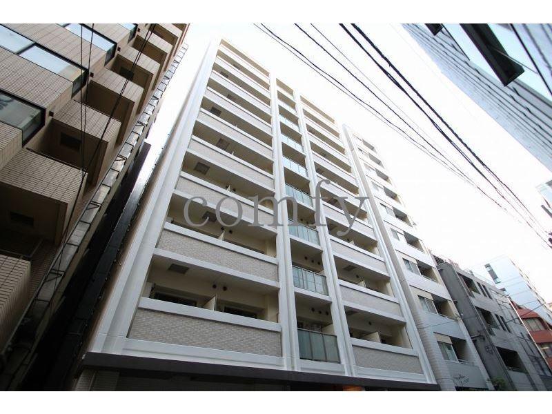 建物外観　タイル貼りの重厚感のある外観