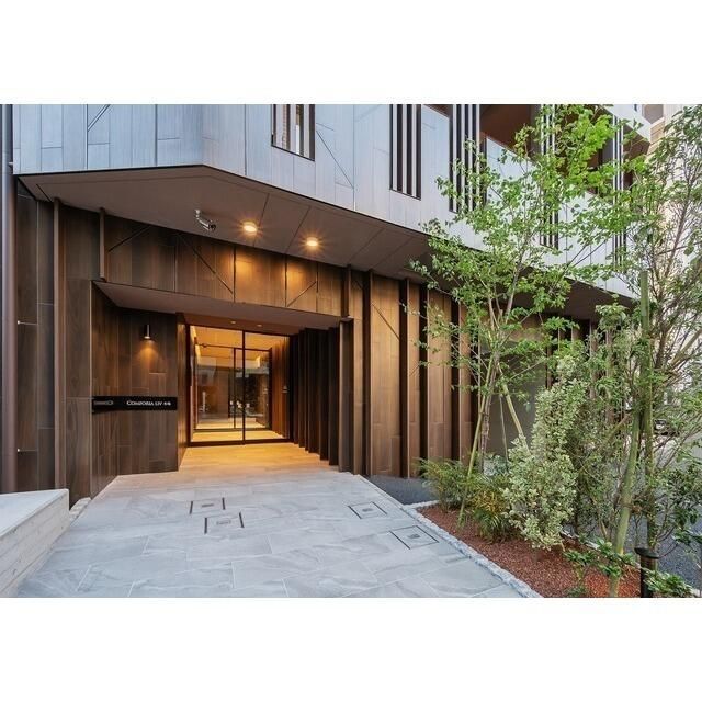 エントランス　ゆとりのあるエントランスです