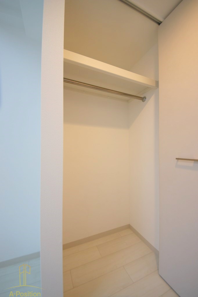 収納　エステムコート難波サウスプレイスVIIリアン