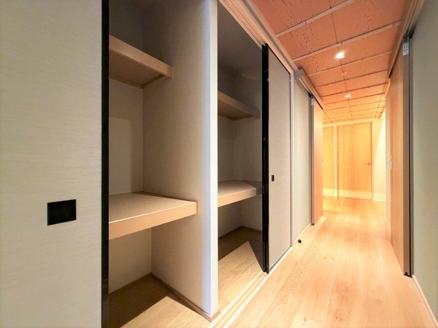 収納　廊下収納