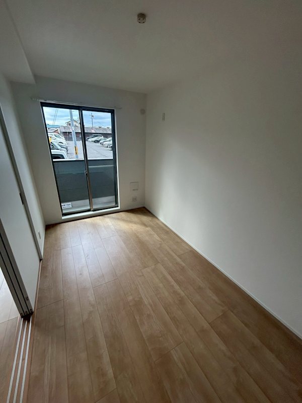 その他部屋・スペース　窓があり日差しの入るお部屋です