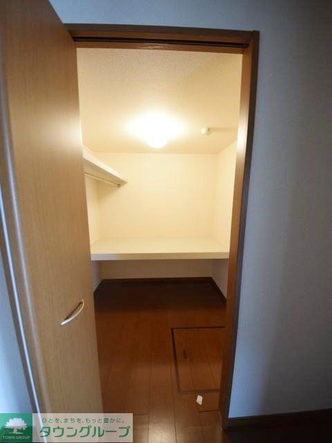 収納　嬉しいウォークインクローゼット