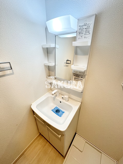 洗面設備　身支度に便利な洗面台♪