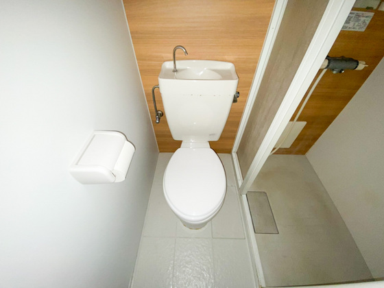 トイレ　※別部屋の写真です