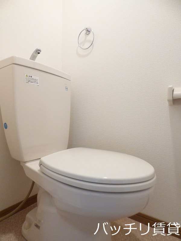 トイレ　同型タイプの為、現状を優先致します。