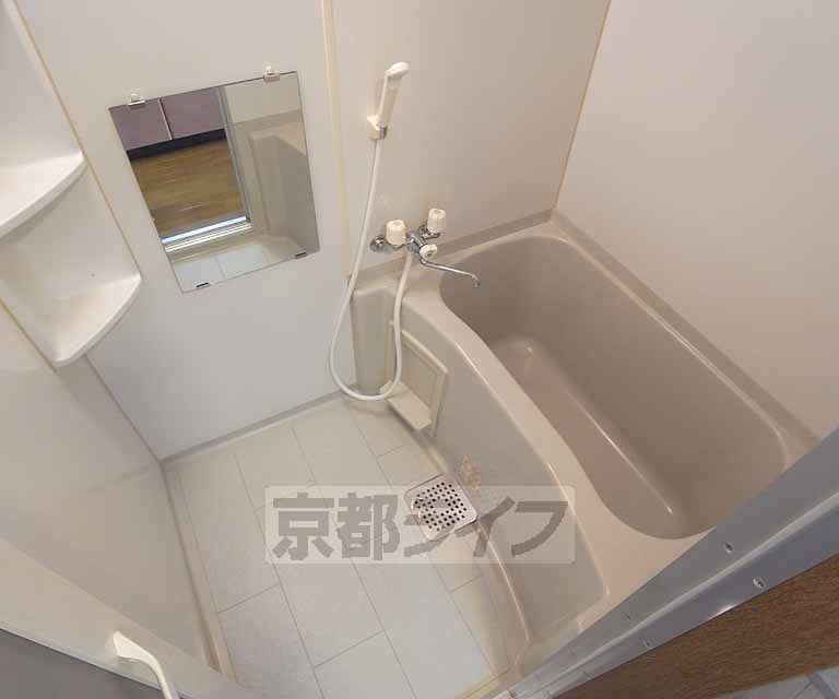 バス・シャワールーム　きれいなお風呂です。