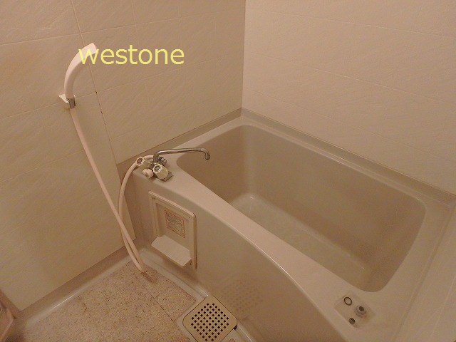 バス・シャワールーム　セパレートタイプのお風呂