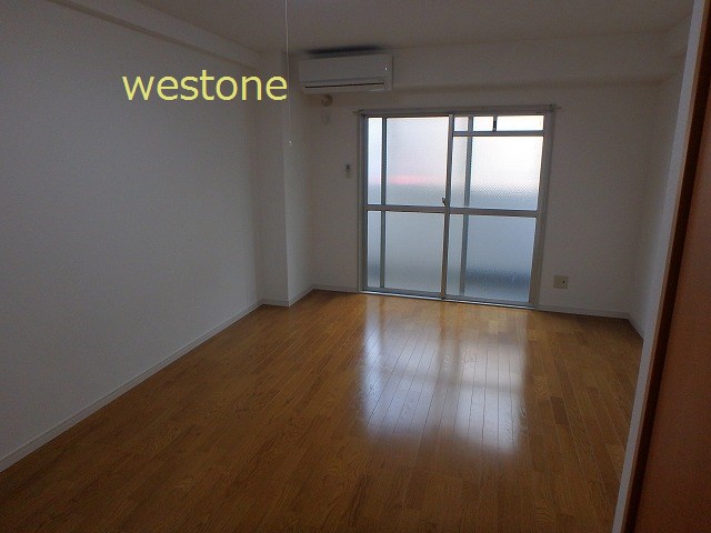 居室・リビング　11帖の広めのお部屋