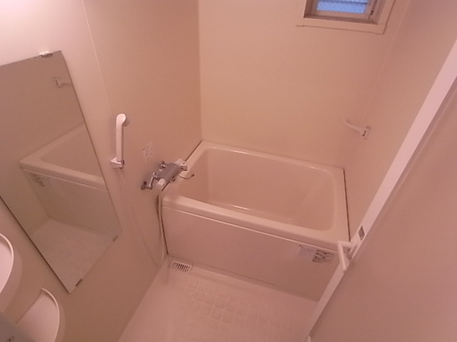 バス・シャワールーム　バスルーム