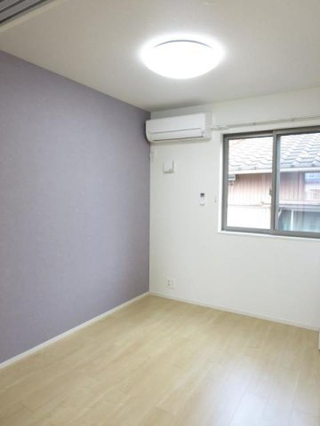 その他部屋・スペース　明るい色調の室内です