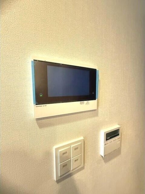 セキュリティ　モニタ付きインターホンです