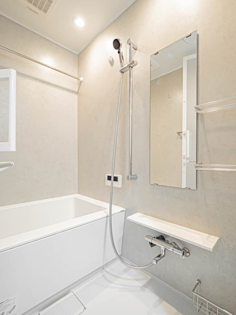 バス・シャワールーム　浴室