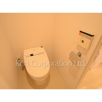 トイレ　同タイプ10階のお部屋を撮影。仕様が異なることがあります。