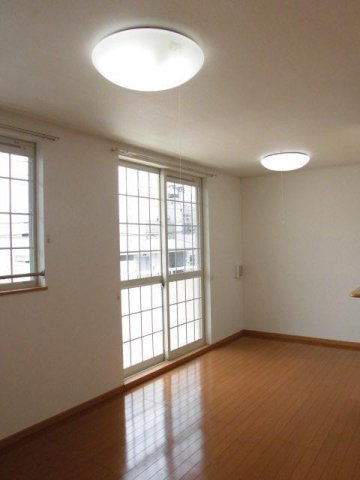 居室・リビング　ゆったり過ごせる居間です