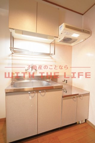 キッチン　コンパクトなキッチンで掃除もラクラク