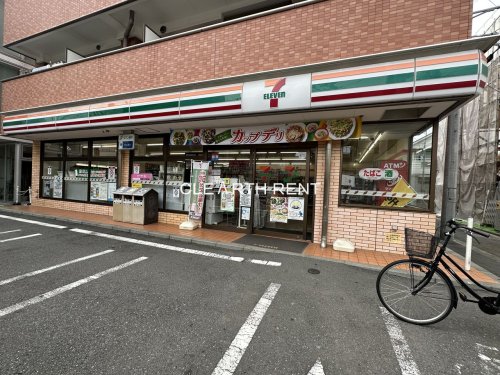 コンビニ　セブンイレブン 鶴見市場東中店（コンビニ）まで517m