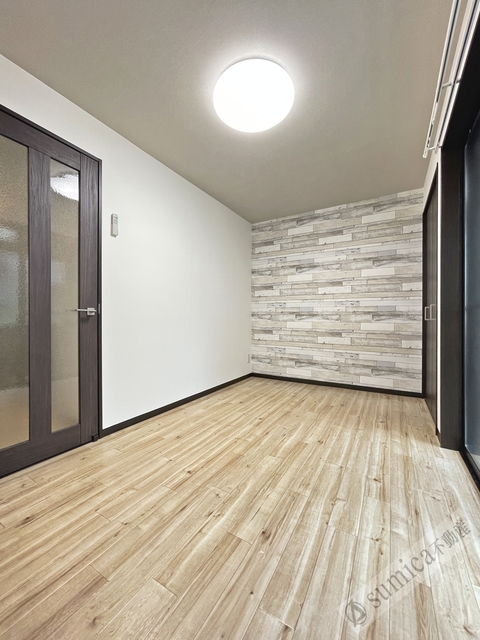 居室・リビング　ホワイトベースで明るい内装♪