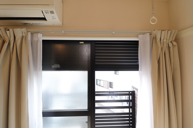 バルコニー　シャッター雨戸