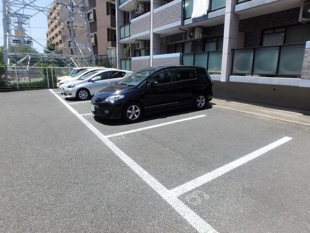 駐車場　★敷地内駐車場★