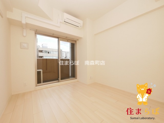 居室・リビング　「“合う暮らし”を、LINEで一緒に描こう。」