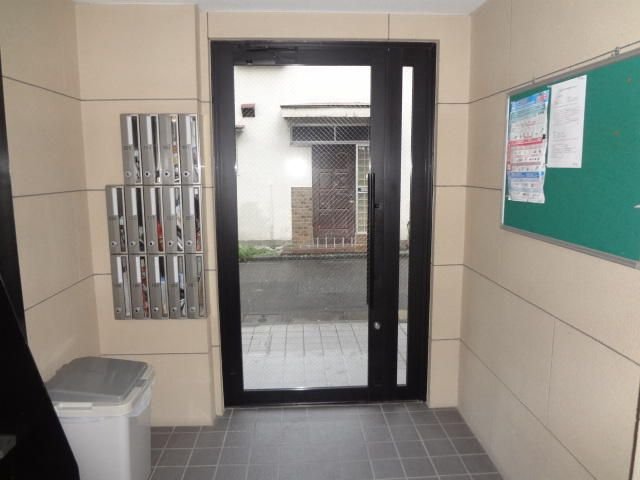 エントランス　豊島区高松２丁目　エレンシア