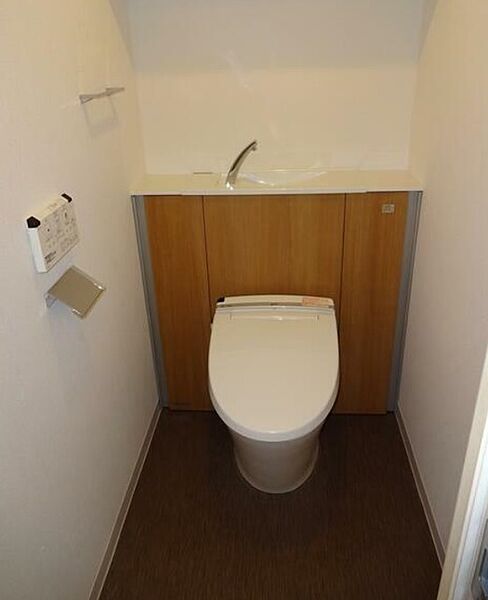 トイレ　トイレもきれいです