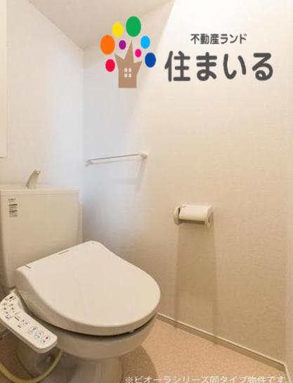 トイレ　※写真は同型タイプとなります