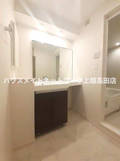 洗面設備　洗髪洗面化粧台