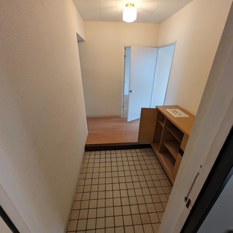 明野コーポの玄関写真