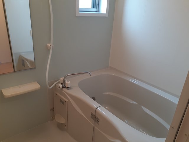 バス・シャワールーム　お風呂です