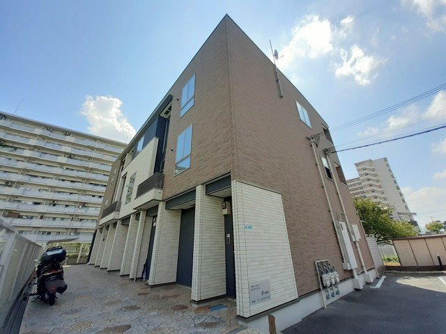 建物外観　落ち着いた雰囲気の外観です