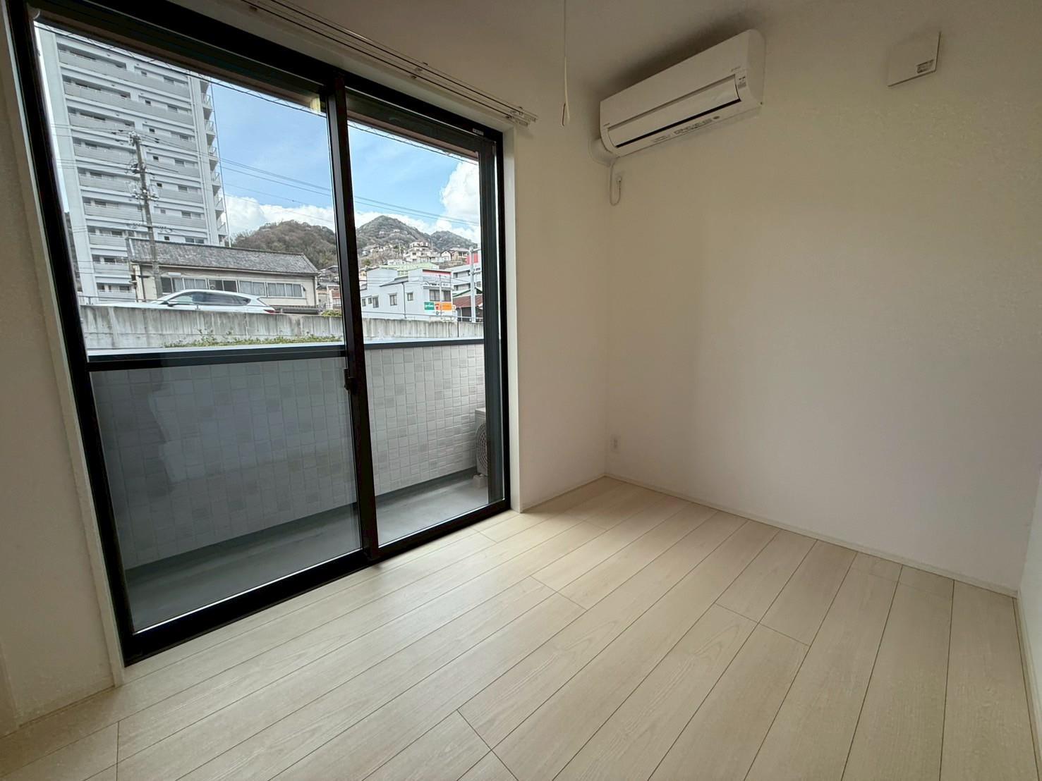 居室・リビング　同仕様画像