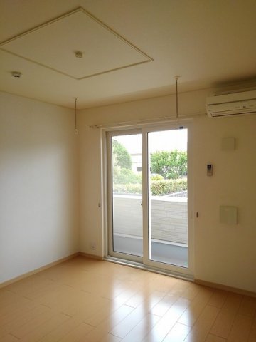 居室・リビング　ゆったりとした居間です