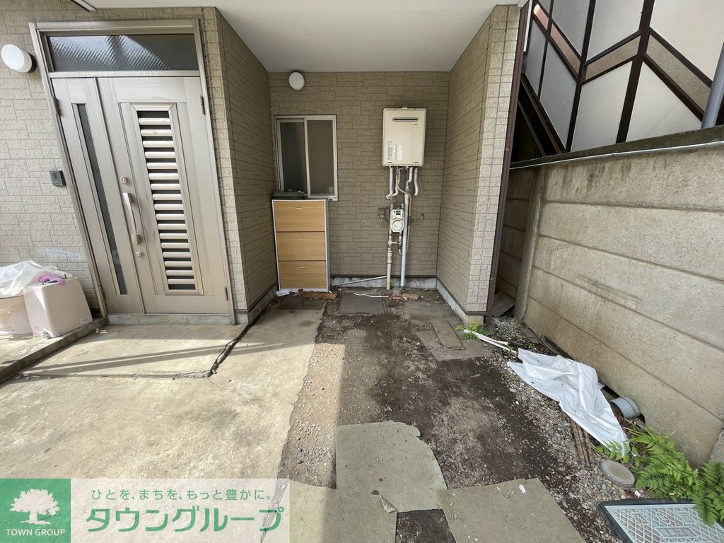 エントランス　庭