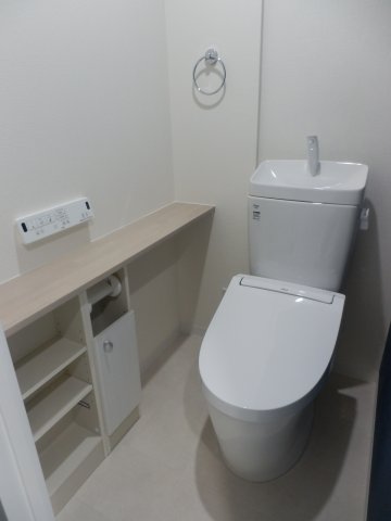 トイレ　トイレもきれいです