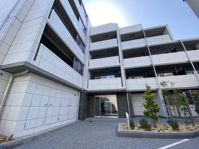 建物外観　外観は落ち着いています