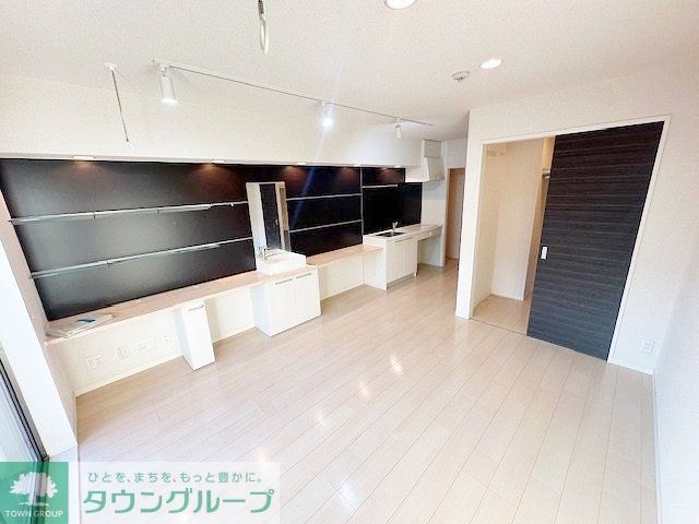 居室・リビング　★お部屋探しは株式会社タウンハウジング東京まで★