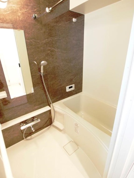 バス・シャワールーム　※他室写真　現況優先※