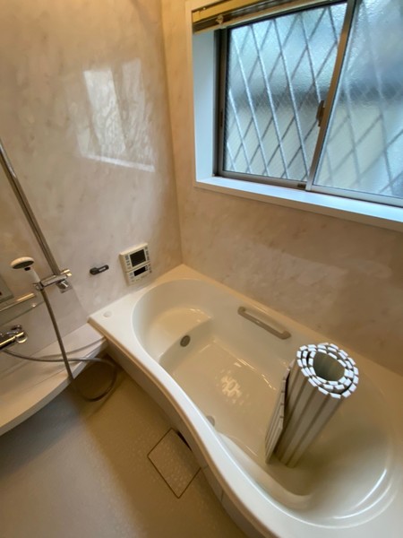 バス・シャワールーム　ゆったりバスルーム