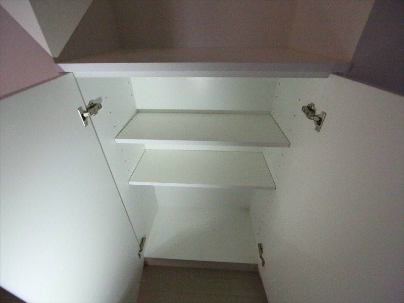 玄関　玄関　シューズボックス付