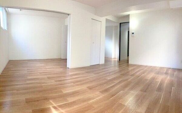 居室・リビング　☆日当たり良好です☆