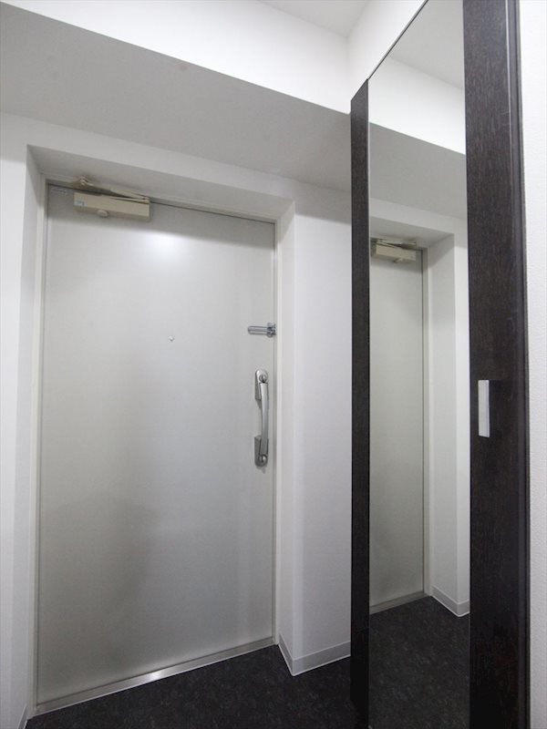 玄関　玄関　シューズボックス