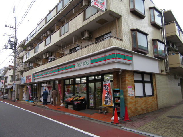 コンビニ　ローソンストア１００鮫洲店（コンビニ）まで209m