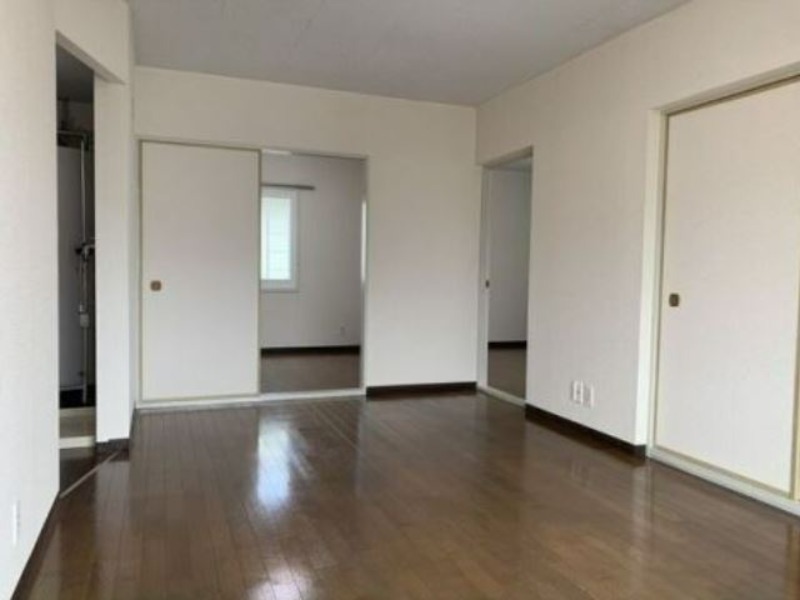 居室・リビング　リビング　※概略資料につき現況を優先します。